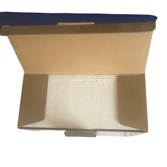 40% off Jade Porcelain Rare Vintage Nativity Figurine Mary Joseph and Baby Jesus - Picture 7 of 10